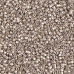 Miyuki Delica DB1158  Lila Mate ( Opaco ), Galvanizada